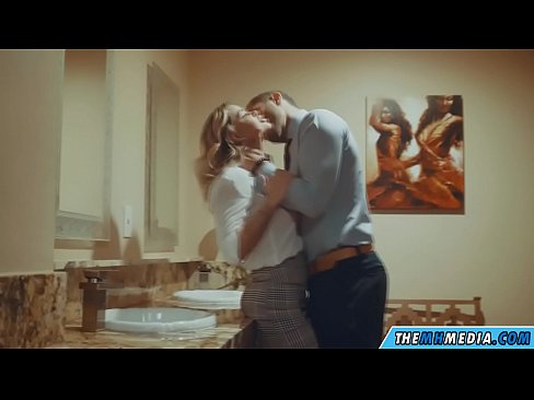 ❤️ Amikor egy bögyös szőke elcsábít egy nyilvános WC-ben ️❌ Porno at hu.pornolemon.ru